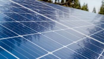 AdobeStock 420788457 350x200 - El avance del bombeo mediante paneles solares.